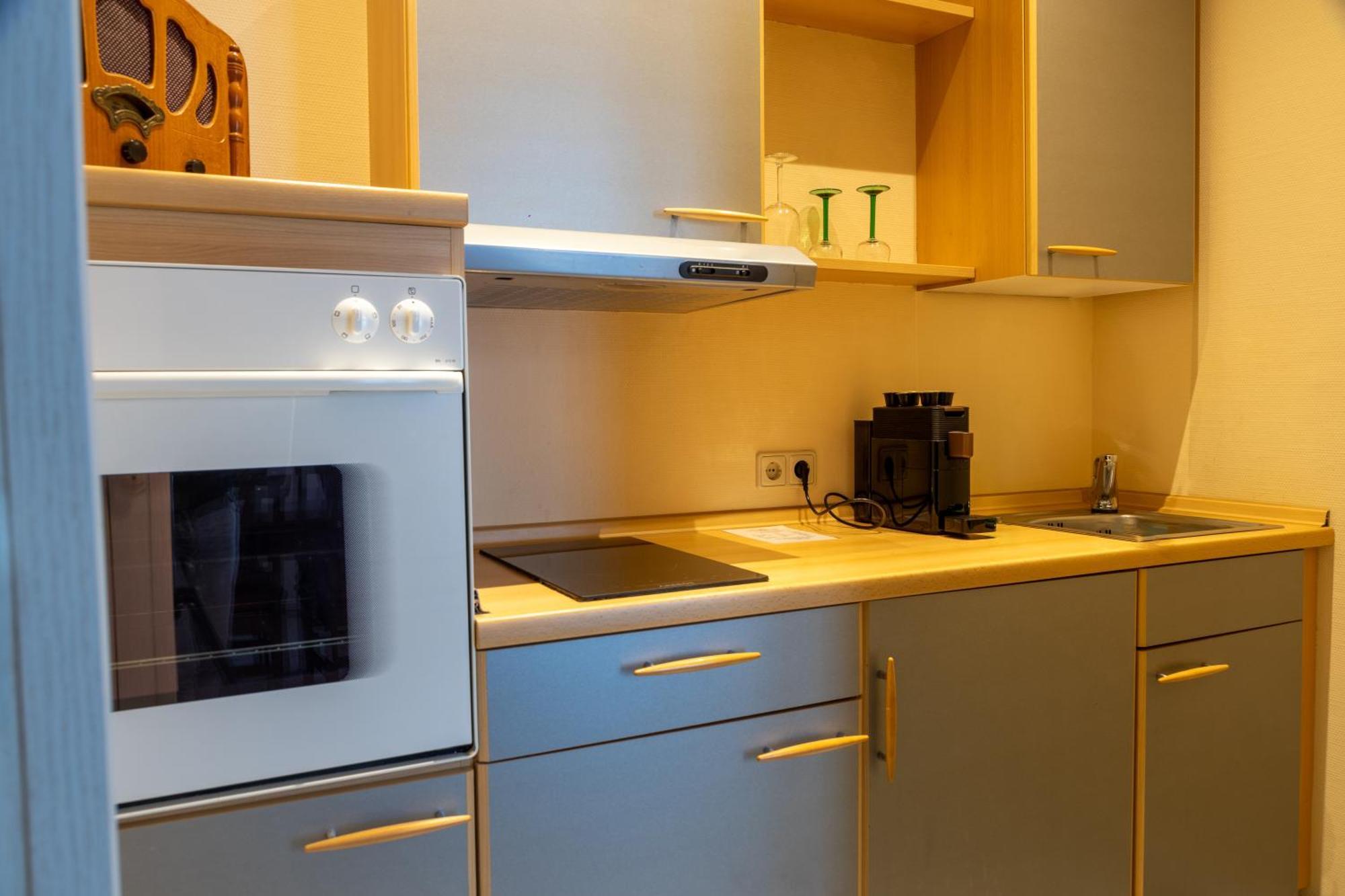Hotel Weisses Haus Бад Кисинген Екстериор снимка