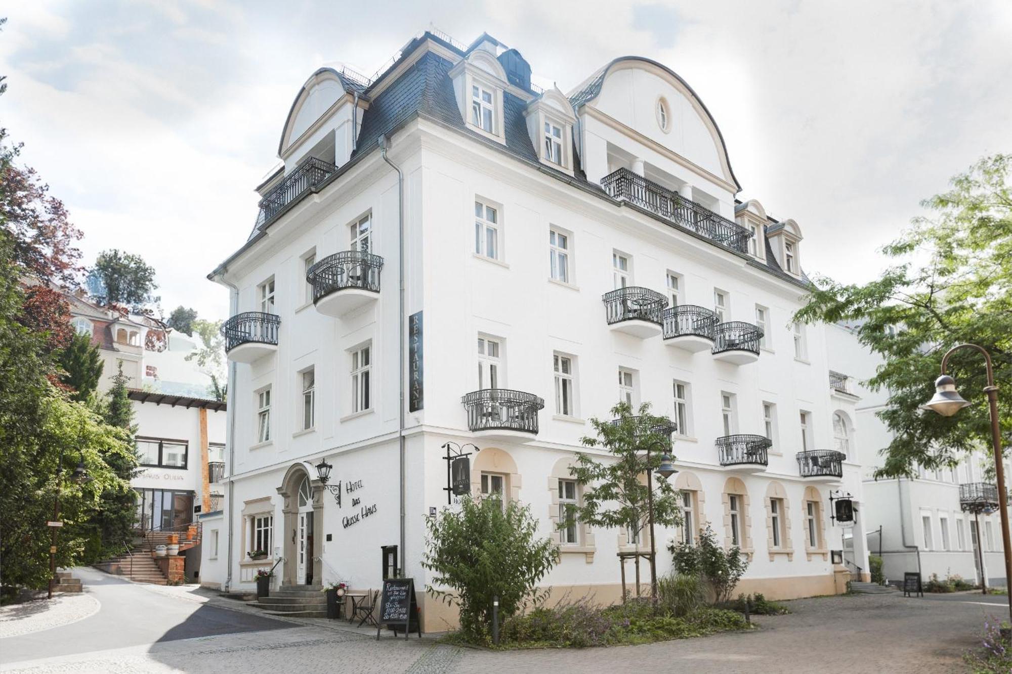 Hotel Weisses Haus Бад Кисинген Екстериор снимка