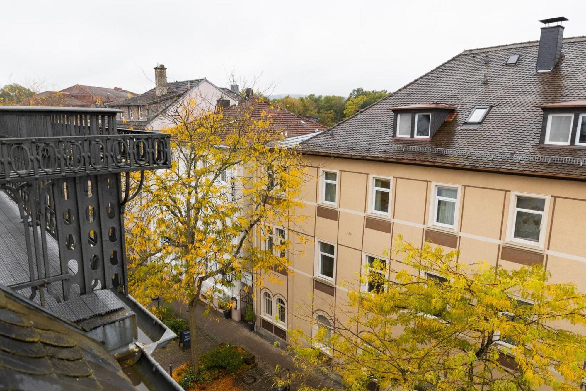Hotel Weisses Haus Бад Кисинген Екстериор снимка