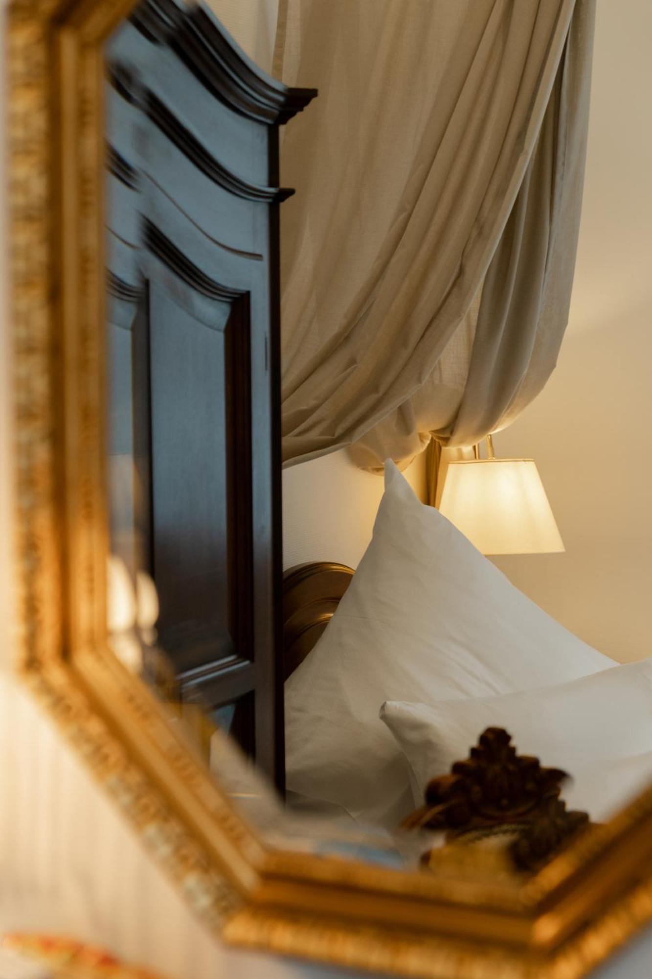 Hotel Weisses Haus Бад Кисинген Екстериор снимка